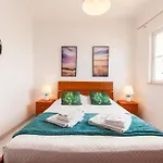 B37 - City Central Door Apartment